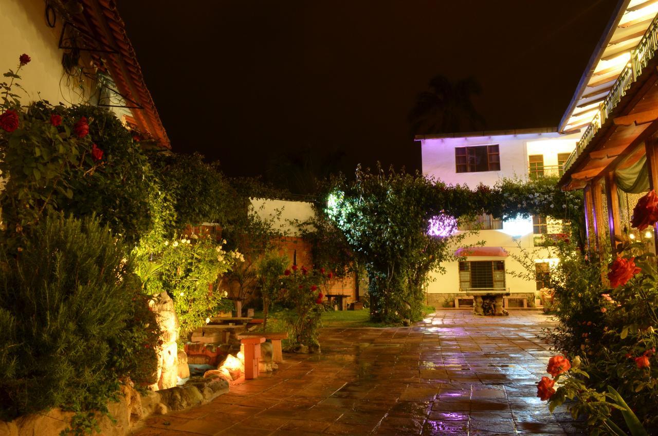 Hostal Pachamama Sucre Exterior photo